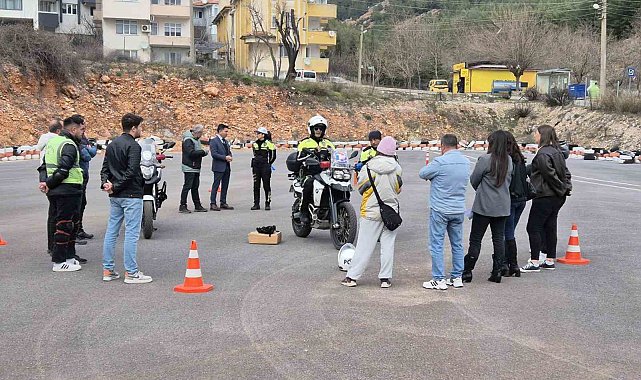 'KASKOM Kaskınız Güvenceniz' projesi eğitimleri devam ediyor