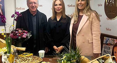 'Nergis Mevsimi' fırtınası: Çiler Nazife Koşar'a İzmir'de yoğun ilgi