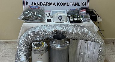 5 adrese uyuşturucu baskını: 4 şüpheli gözaltına alındı