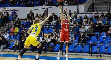 A Milli Kadın Basketbol Takımı namağlup Avrupa Şampiyonası'nda