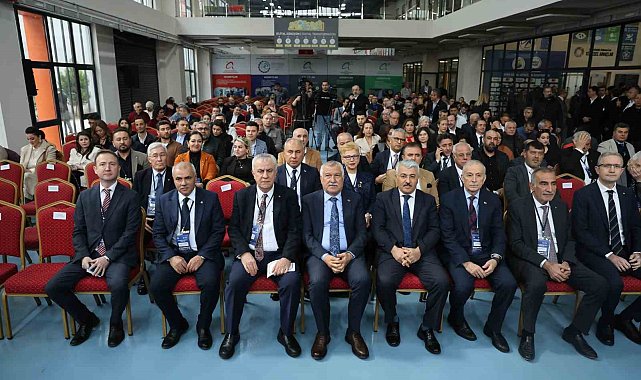Adana'da 'Dijital Dönüşüm Konferansı' düzenlendi