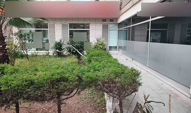 Adana'da 8. kattan düşen şahıs hayatını kaybetti