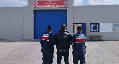 Afyonkarahisar'da 5 yıl hapis cezasıyla aranan şahıs yakalandı