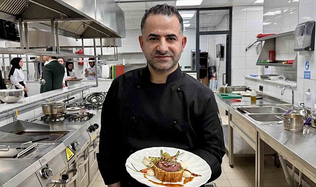Ağrı İbrahim Çeçen Üniversitesi Gastronomi öğrencileri, deneyimli şeflerden uygulamalı eğitim alıyor