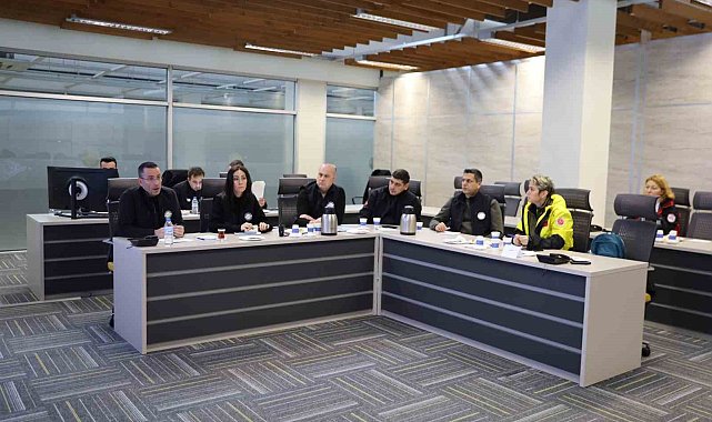 AKOM'da arama kurtarma ekipleri ile istişare toplantısı