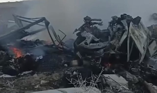 Aksaray'da şarampole devrilen kamyonette yangın: 2 yaralı