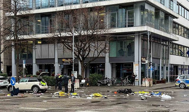 Almanya'da aracın protestocuların arasına daldığı olayda yaralı sayısı 28'e yükseldi