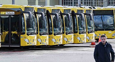 Almanya'nın 6 eyaletinde toplu taşıma grevleri başladı