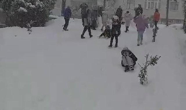 Altay Fırtınası çocuklara yaradı