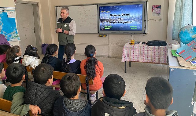Anamur'da mezarlıklar ağaçlandırılıyor