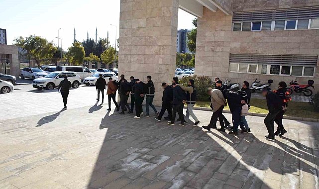 Antalya'da tefecilik operasyonu: 7 tutuklama