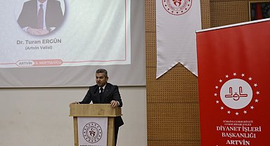 Artvin'de "Aylık Din Hizmetleri Değerlendirme Toplantısı" gerçekleştirildi