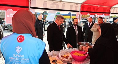 Artvin'de 'Hayır Çarşısı' kermesine yoğun ilgi