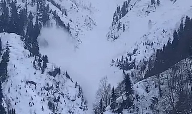 Ayder Yaylası'nda çığ düştü