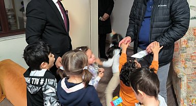 Bakan Yardımcısı Tarıkdaroğlu, Nenehatun Çocuk Evleri Sitesi'nde denetimlerde bulundu