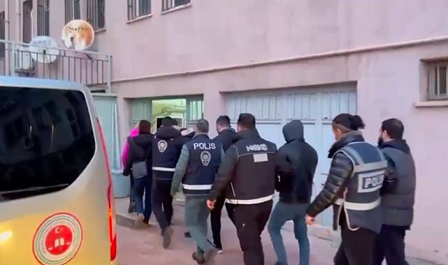 Balıkesir'de 8 uyuşturucu tacirleri tutuklandı