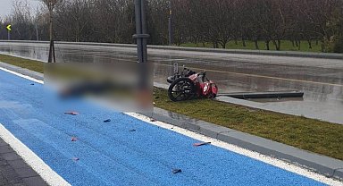 Balıkesir'de motosiklet sürücüsü feci şekilde can verdi