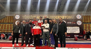 BARÜ'lü sporculardan halter ve kick boksta 9 madalya