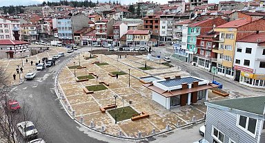 Başkan Altay: "Doğanhisar meydan düzenleme çalışmamız hayırlı olsun"