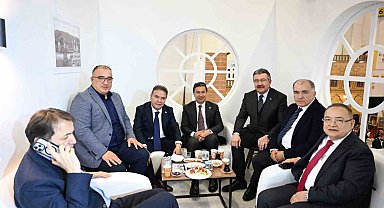 Başkan Böcek, EMITT 2025'te Antalya'yı tanıtıyor