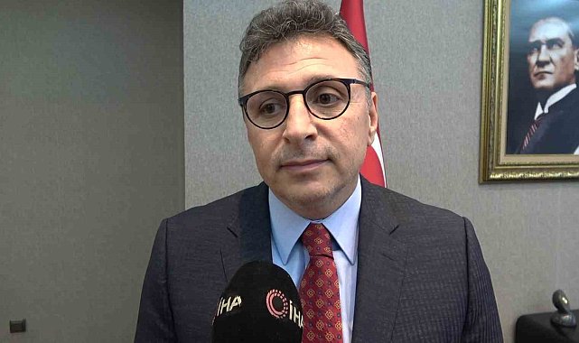 Başkan Dönmez, sokakta yaşayan 3 vatandaşa devletin şefkat elini uzattı