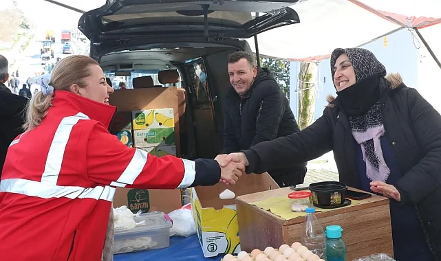 Başkan Hürriyet, esnafı ziyaret etti