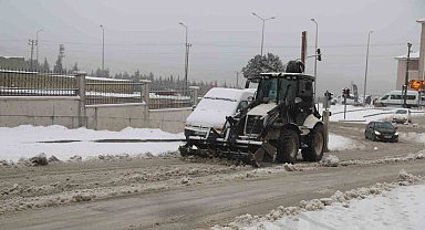 Başkan Kurnaz: "Ekiplerimizle sahadayız"