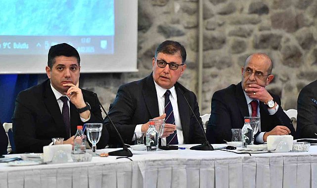 Başkan Tugay: 'Yapı stoku problemini halledeceğiz'