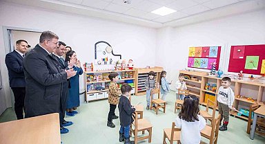 Başkan Tugay Yamanlar'da 20'nci çocuk etkinlik merkezinin açılışını yaptı