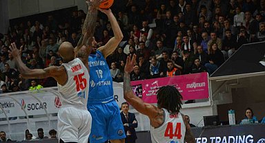 Basketbol Şampiyonlar Ligi: Aliağa Petkimspor: 87 - Pallacanestro Reggiana: 91