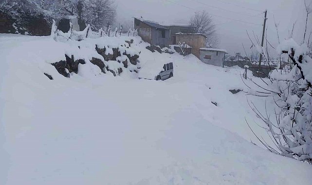 Batman'da 150'nin üzerinde köy ve mezra yolu ulaşıma kapandı