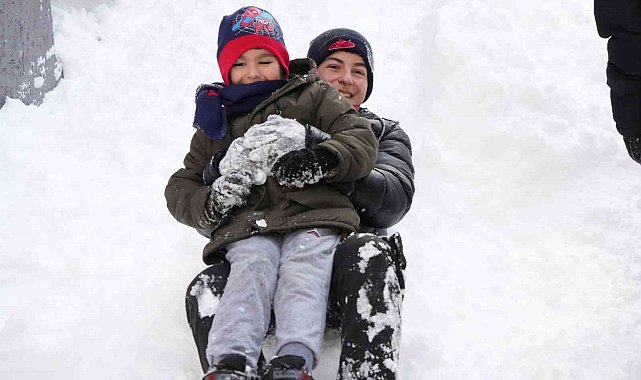 Bayburt'ta kar tatili bir gün daha uzatıldı