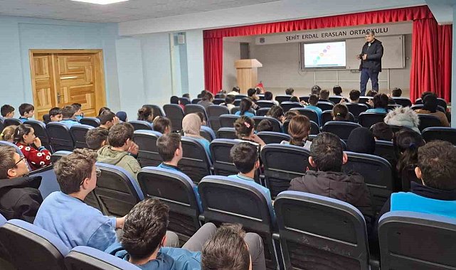 Bayburt'taki okullarda afet eğitimleri veriliyor tatbikatlar yapılıyor
