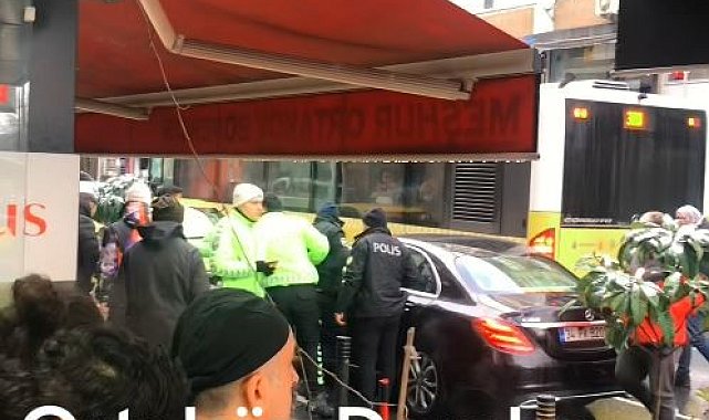 Beşiktaş'ta polis ekiplerinin 'dur' ihtarına uymayan sürücü 'uyuşturucu' ile yakalandı