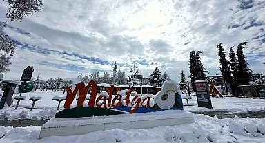 Beyaza bürünen Malatya havadan görüntülendi
