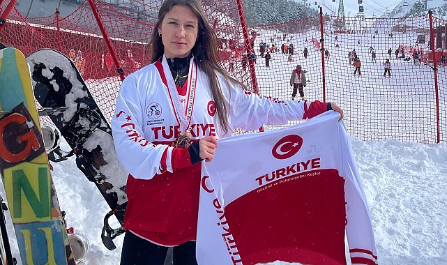Bir ay önce başladığı sporda Türkiye şampiyonu oldu