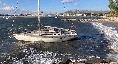 Bodrum'da fırtına devam ediyor