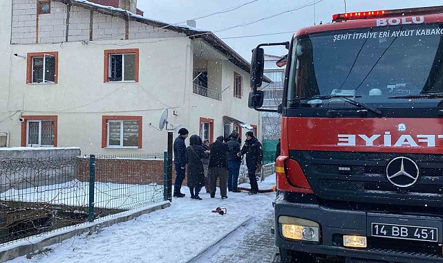 Bolu'da evde çıkan yangında 3'ü çocuk 4 kişi dumandan etkilendi