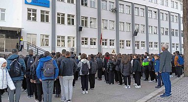 Burdur'da 41 bin öğrenci için ders zili çaldı