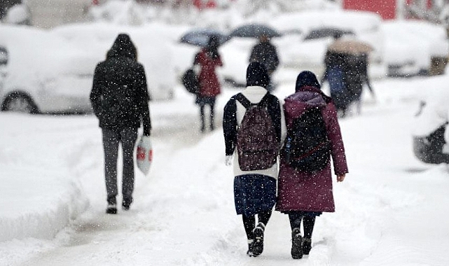 Bursa'da eğitime kar engeli