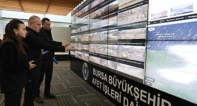 Bursa karla mücadeleyi AKOM'dan takipte