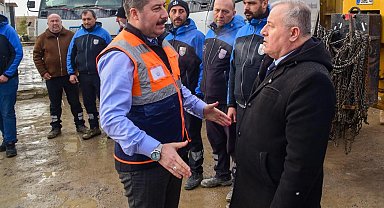 Bursa Yenişehir'de kar çalışmaları aralıksız sürdü