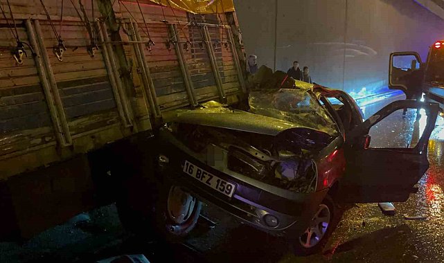 Bursa'da alt geçitte zincirleme kaza: 1 ölü, 1'i ağır 4 yaralı