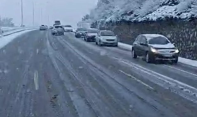 Bursa'da beklenen kar yağışı hızlı başladı