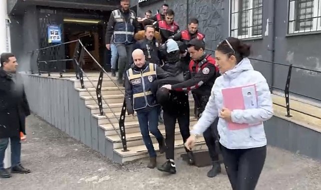 Bursa'da fuhuş çetesine darbe: 4 kişi tutuklandı