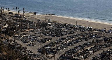 California'da 29 kişinin öldüğü iki orman yangını kontrol altına alındı