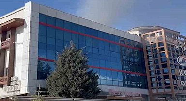 Çankırıda korkutan otel yangını: Ekiplerin hızlı müdahalesi ile söndürüldü