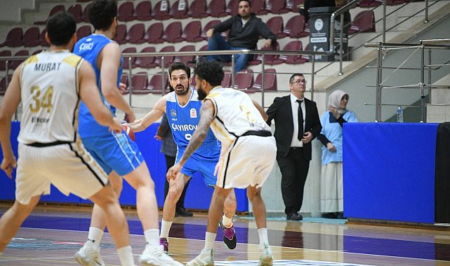 Çayırova Belediyesi, PizzaBulls CO Basket'i mağlup etti