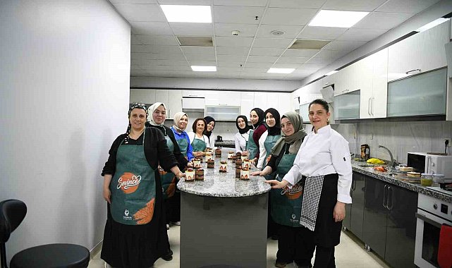 Çayırova'da pasta şefleri yetişiyor