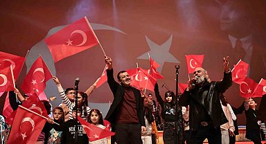 Cem Karaca Denizli'de şarkılarıyla anıldı